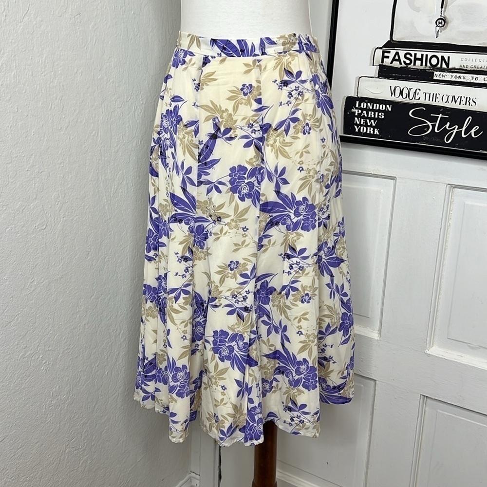 St. John Collection Cream & Purple Floral Silk Blend Skirt Size 8